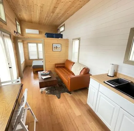 Grand Canyon Hideaway Tiny Valle